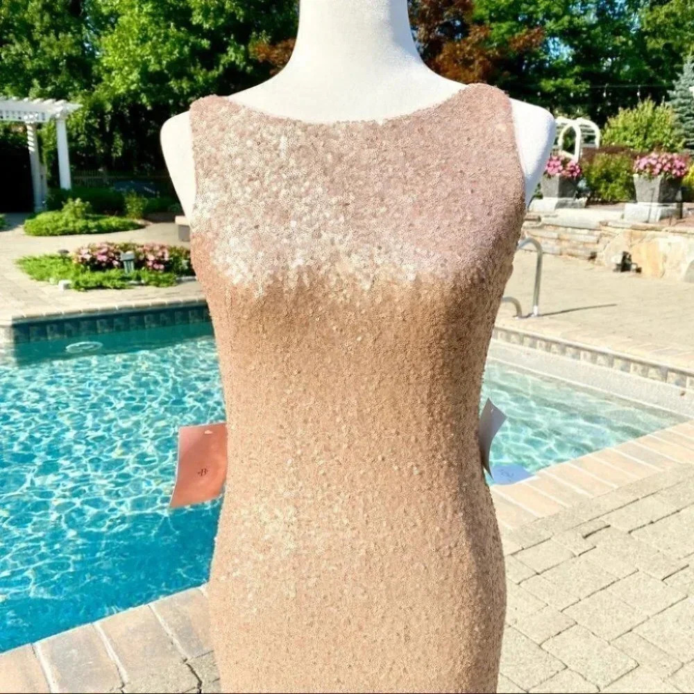 NWT Theia Gemma Sequin High-Neck Formal Max Dress Rose Gold 0 - Picture 7 of 10